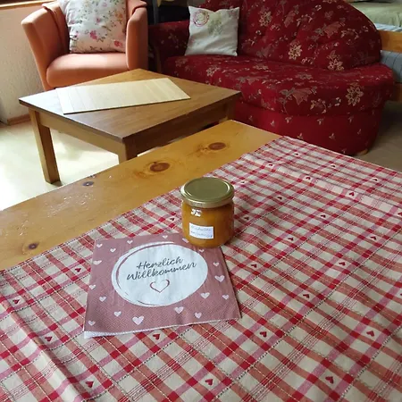 Alpenblick Apartment *